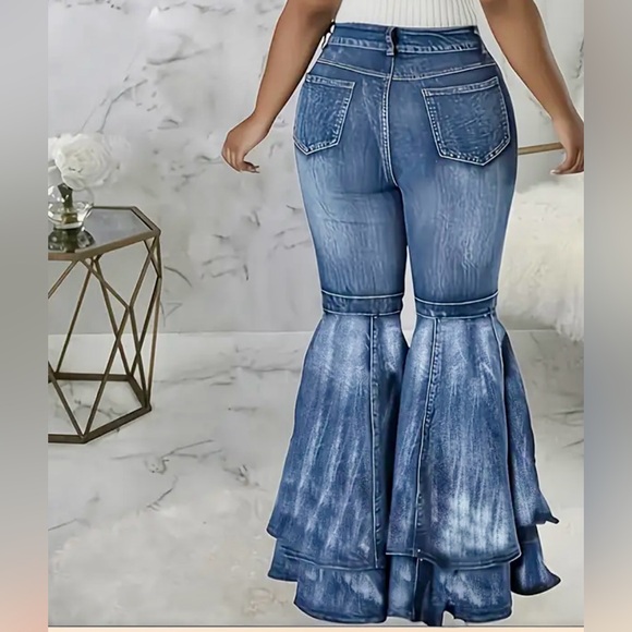 Plus Size Flare Leg Stretch Jeans - Picture 2 of 5